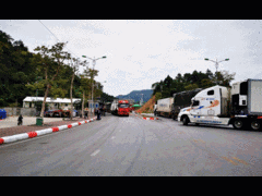 Lùi thời gian thông thương hàng hóa qua cửa khẩu do dịch corona